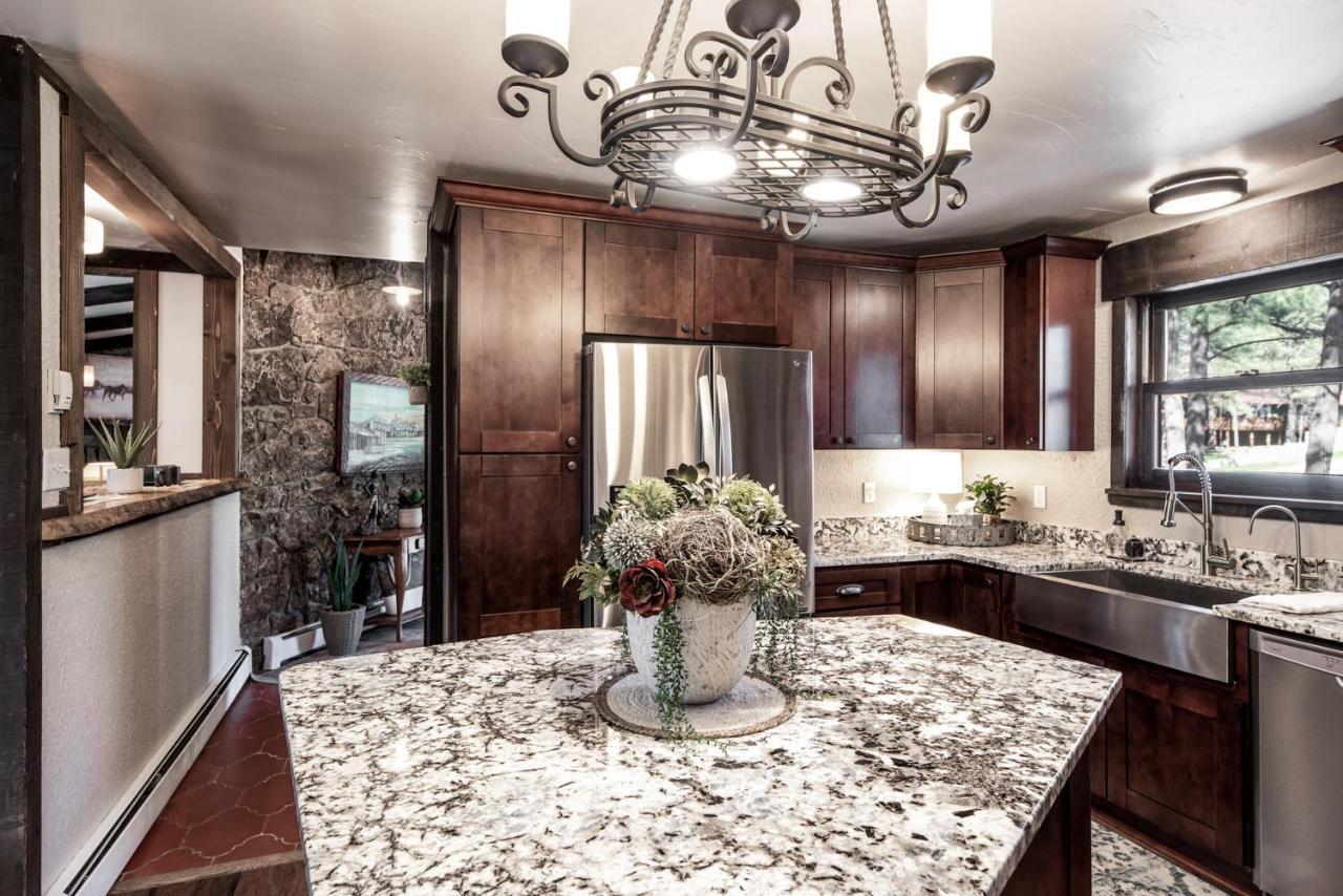 Rustic Pines Retreat Villa Ruidoso Exterior photo