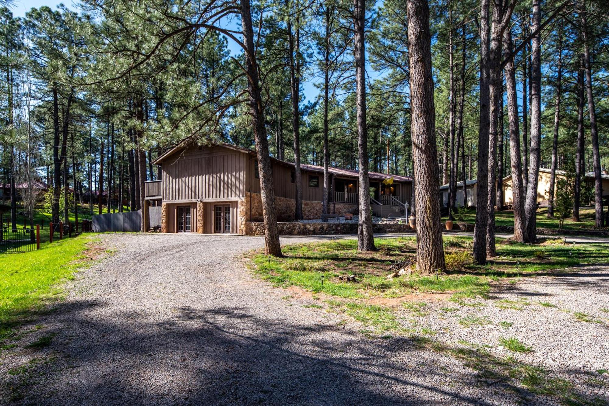 Rustic Pines Retreat Villa Ruidoso Room photo